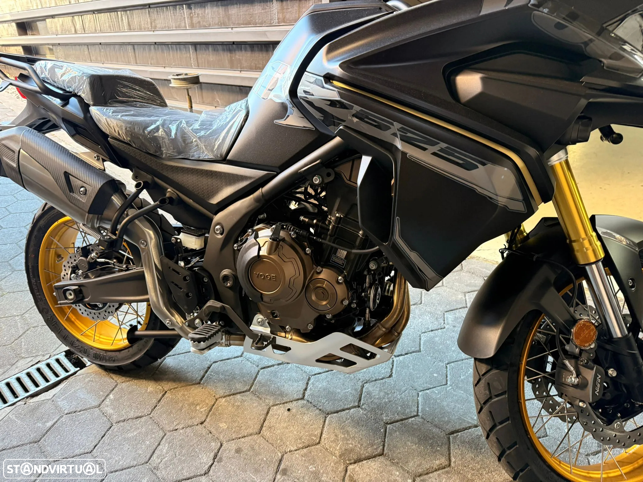 Voge 625 DSX Black Knight - 3