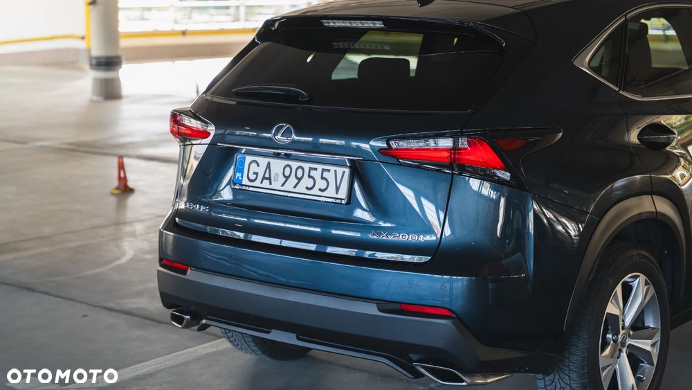 Lexus NX 200t Prestige AWD - 8