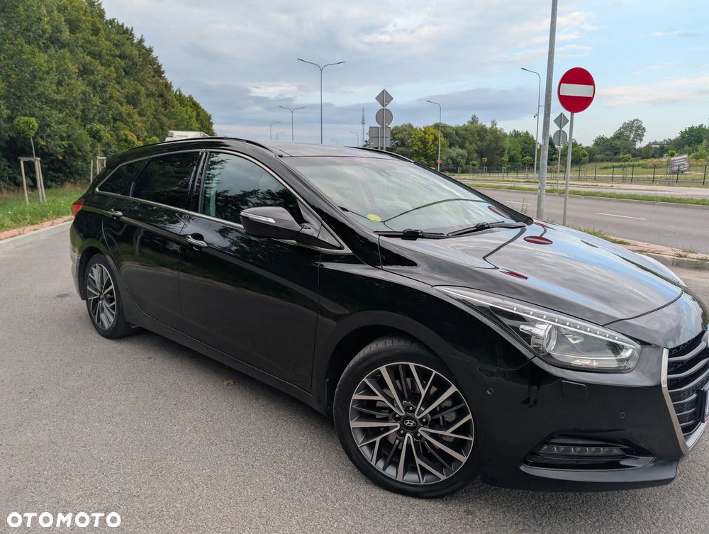 Hyundai i40 Kombi 1.7 CRDi Premium - 18