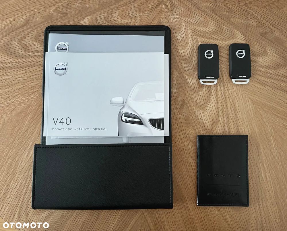 Volvo V40 T3 Drive-E R-Design Momentum - 12