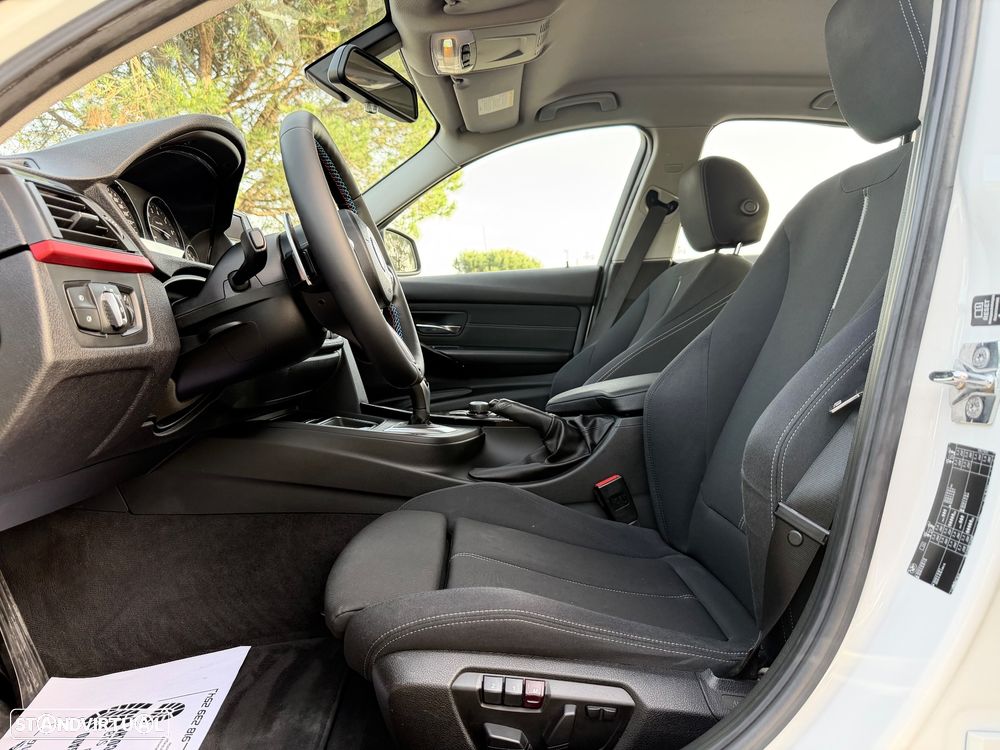 BMW 328 i Sport-Aut. Sport Line - 10