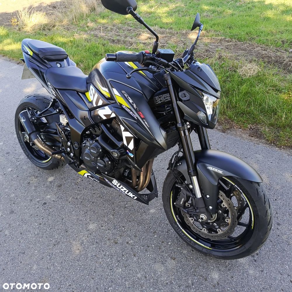 Suzuki GSX - 5