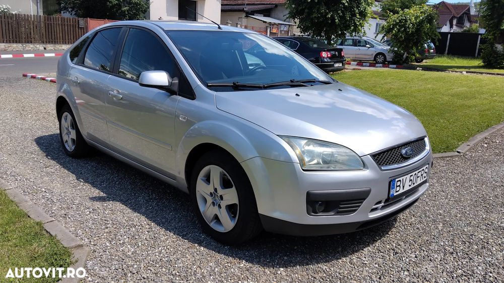 Ford Focus 1.6i Trend - 2