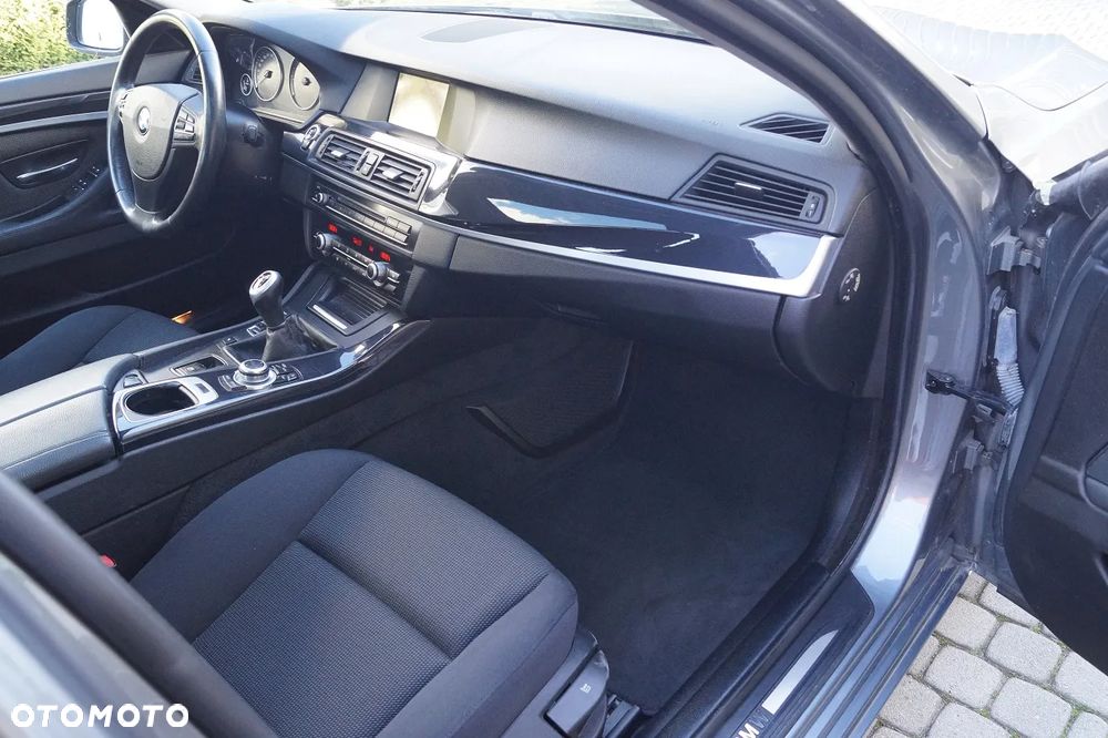 BMW Seria 5 520d Efficient Dynamics Edition - 7