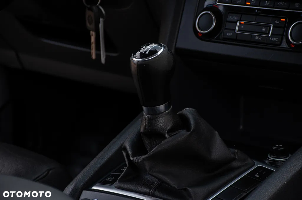 Volkswagen Amarok 2.0 BiTDI 4MOTION BMT Dark Label - 24