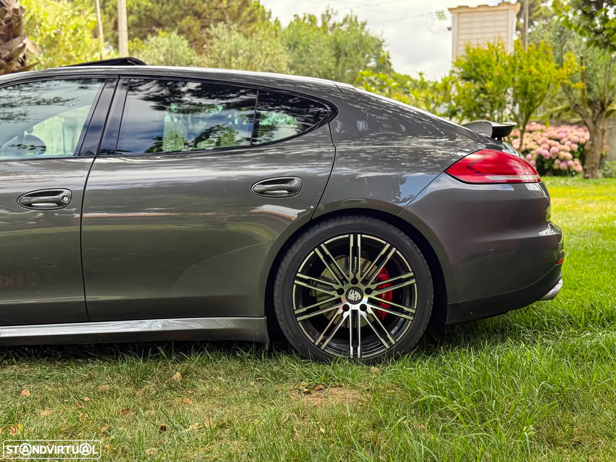 Porsche Panamera Standard - 9