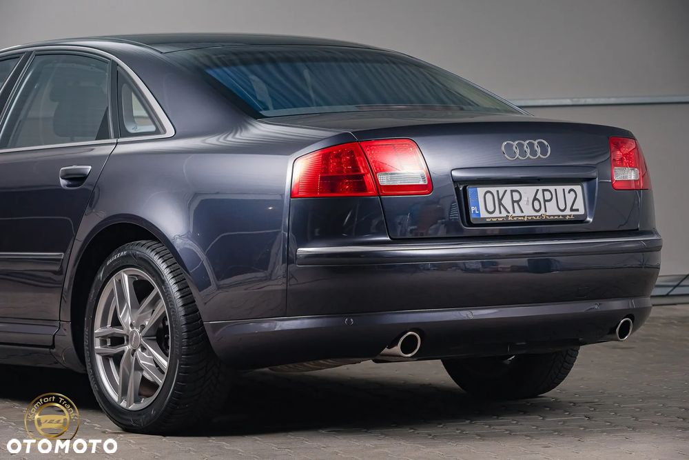Audi A8 4.2 Quattro - 3