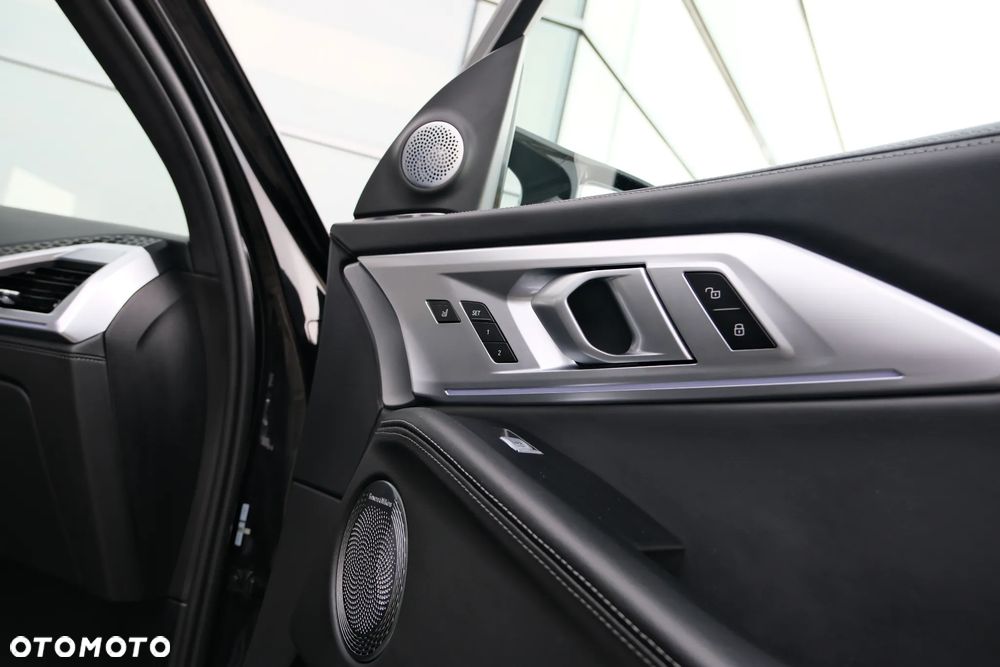 BMW XM PHEV sport - 35
