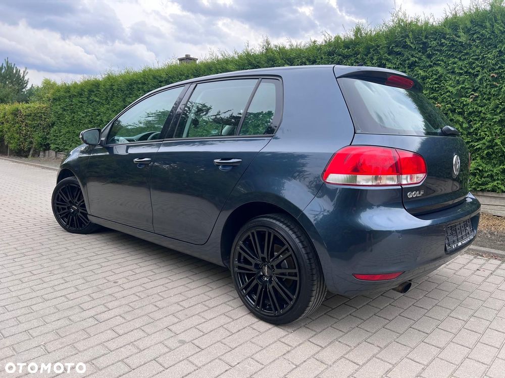 Volkswagen Golf - 11