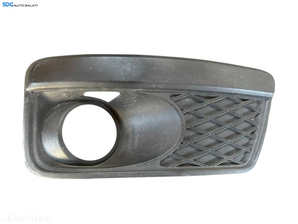 Grila Ornament Proiector Dreapta Bara Fata Ford C Max 2004 - 2007 Cod 3M5J-15A245-AA [V0591] - 1