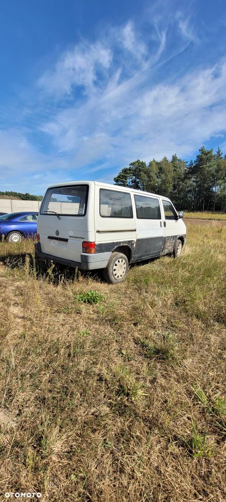Volkswagen Transporter - 4