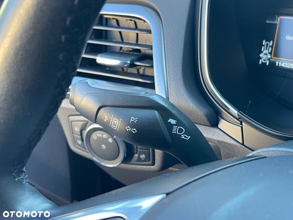 Ford Mondeo 2.0 Hybrid Titanium - 17