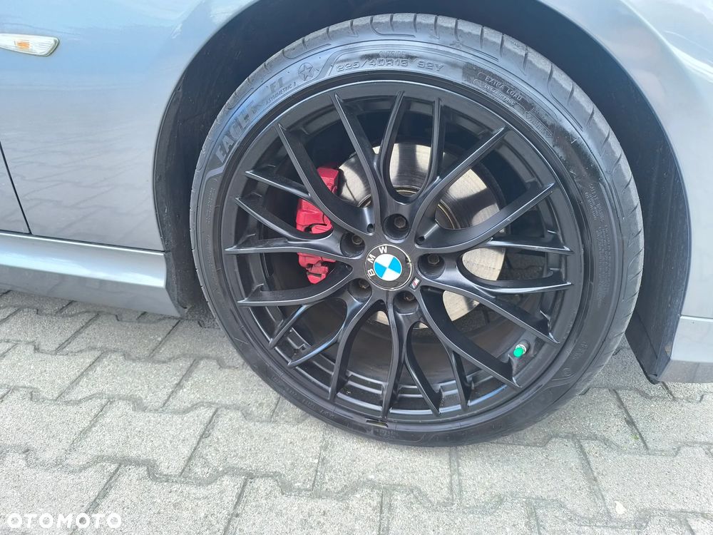 BMW Seria 3 320d DPF Edition Sport - 13