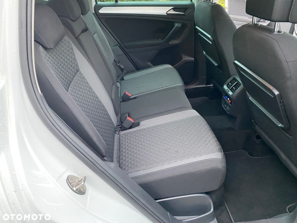 Volkswagen Tiguan 2.0 TDI SCR DSG Elegance - 16