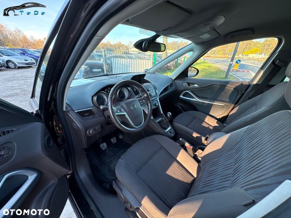 Opel Zafira 1.4 T Cosmo EcoFLEX S&S - 13