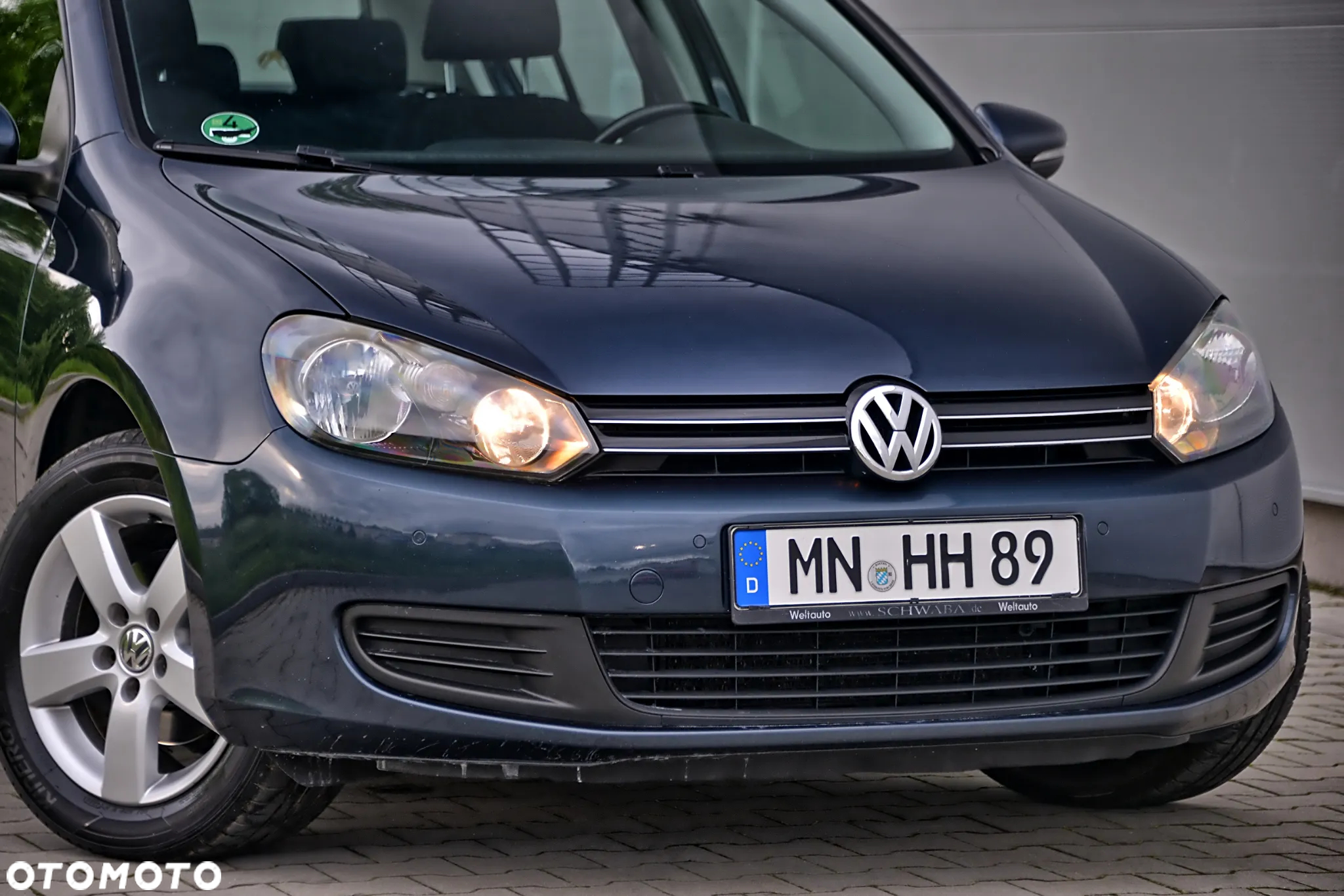 Volkswagen Golf - 10