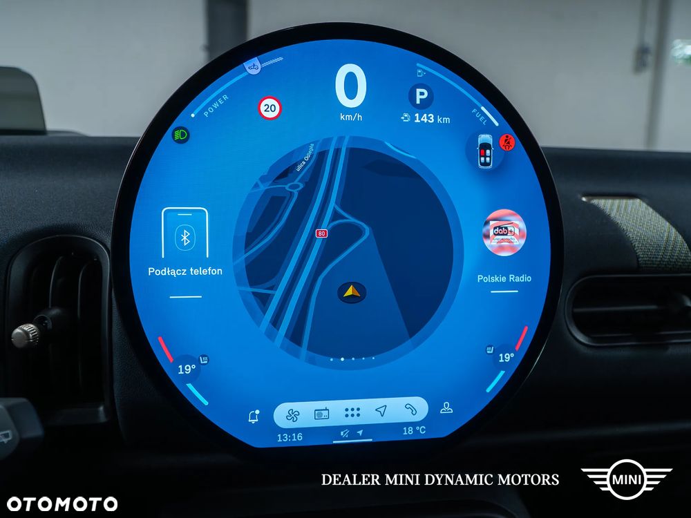 MINI Cooper C Essential Trim - 25