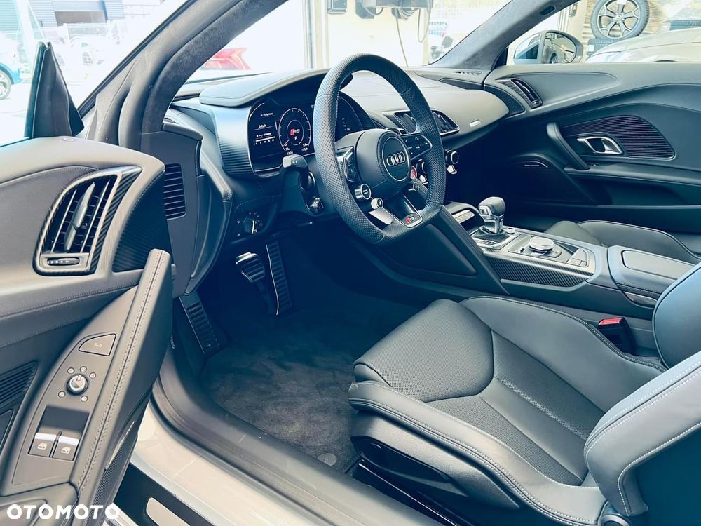 Audi R8 Coupé - 9
