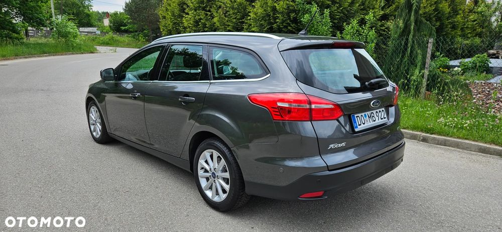 Ford Focus 1.0 EcoBoost Titanium - 5