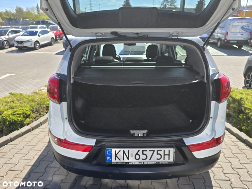 Kia Sportage 2.0 CRDI XL AWD - 11