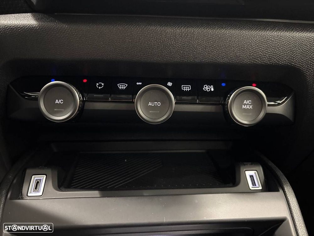 Citroën C4 1.2 Hybrid Plus e-DSC6 - 18