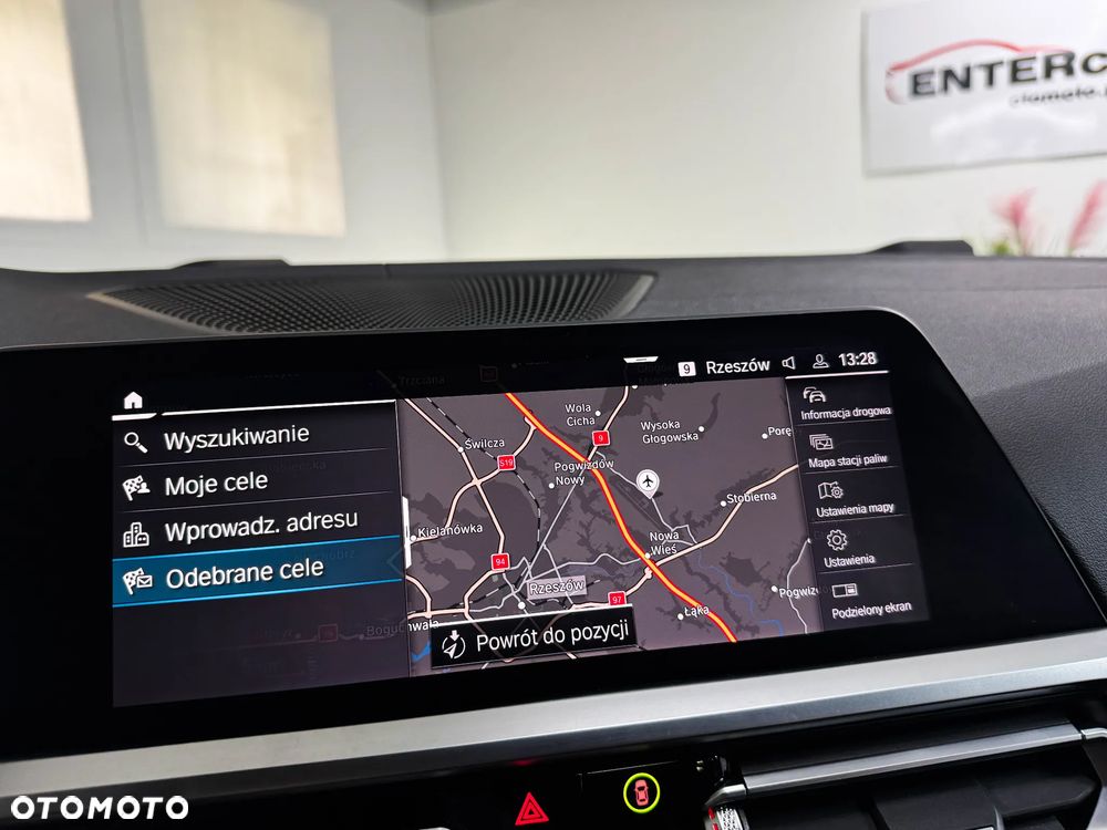 BMW Seria 3 320d xDrive M Sport Shadow - 29