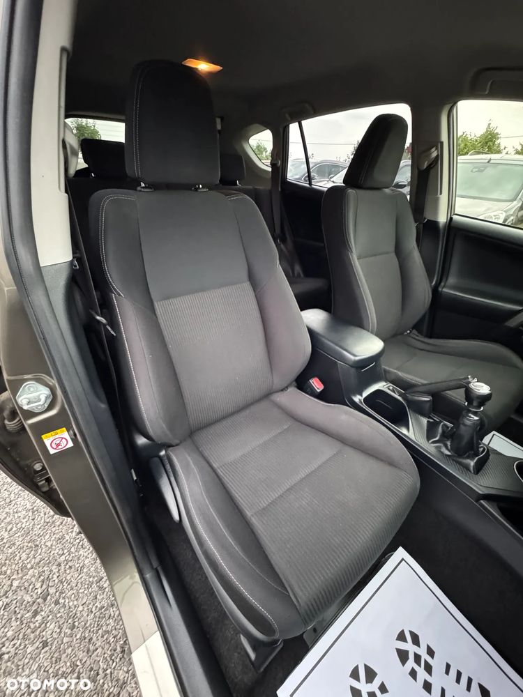 Toyota RAV4 2.0 D-4D Premium - 15