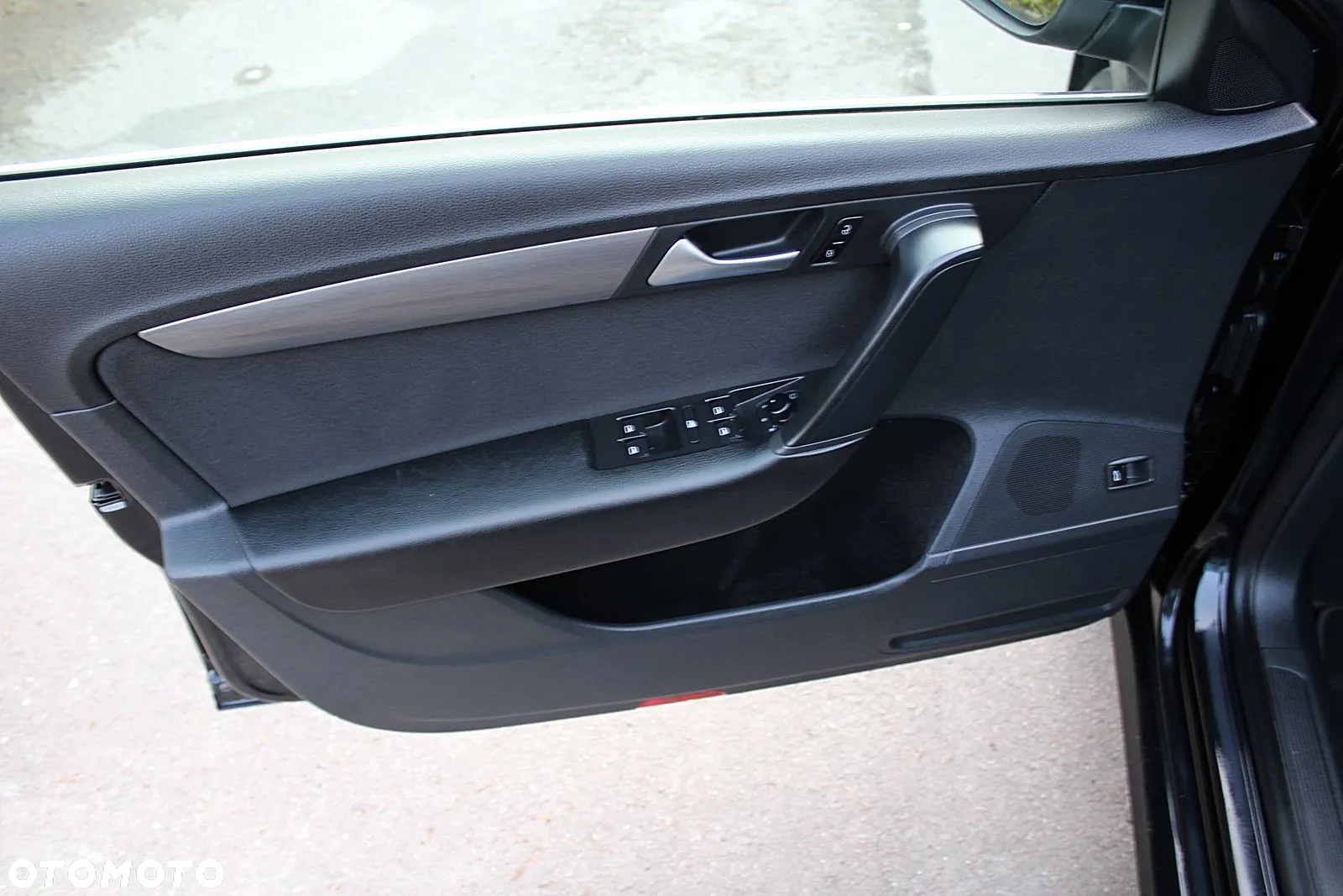 Volkswagen Passat 2.0 TDI Highline DSG - 17