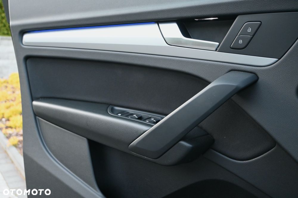Audi Q5 50 TFSIe quattro S tronic - 23