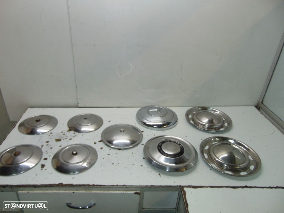 Antigos e clássicos tampões de roda - 1