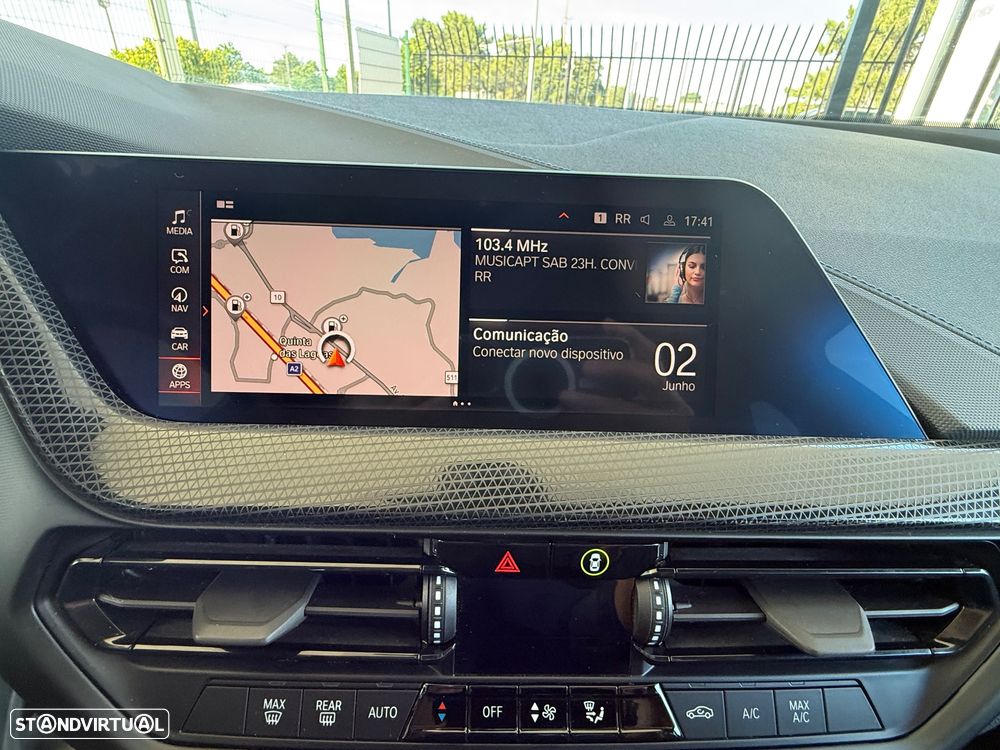 BMW 118 i Pack Desportivo M Auto - 10