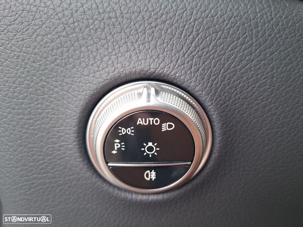 Mercedes-Benz GLC 300 d Coupe 4Matic - 17
