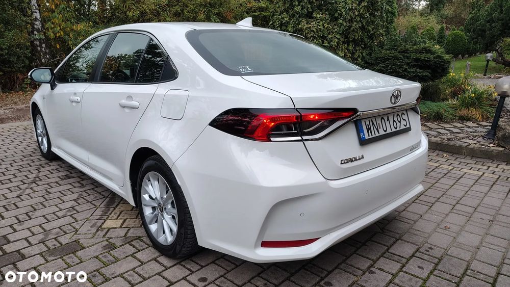 Toyota Corolla - 4