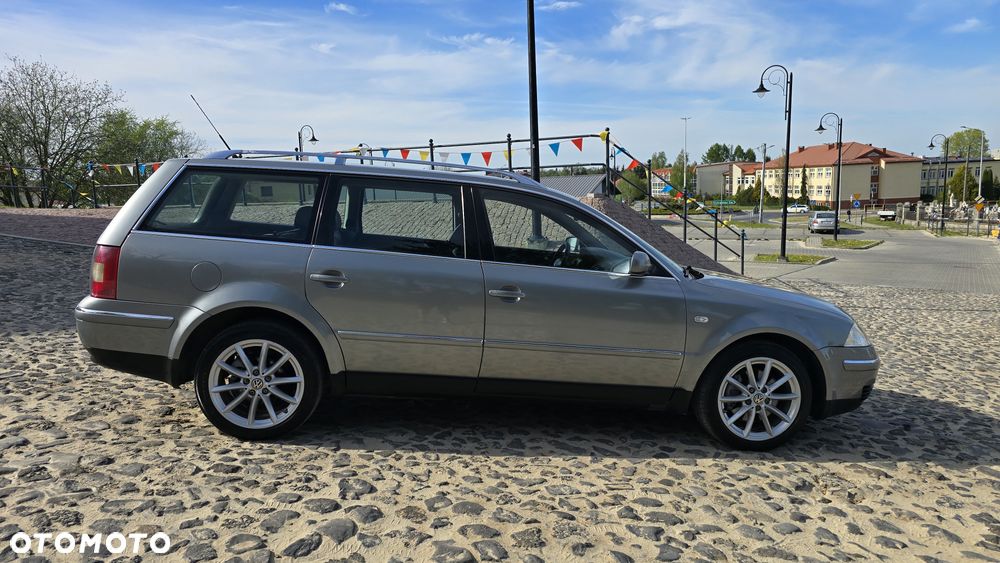 Volkswagen Passat 2.5 TDI Highline Tiptr - 13