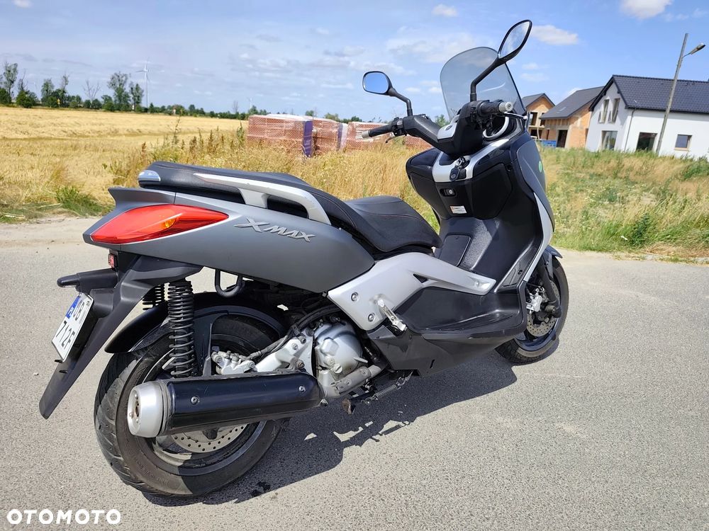 Yamaha X-max - 5