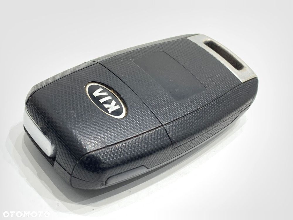 KLUCZYK PILOT - 214.00 PLN - KIA SPORTAGE III (SL) 2009 - 2022 1.6 GDI 99 kW [135 KM] benzyna 2011 - - 1