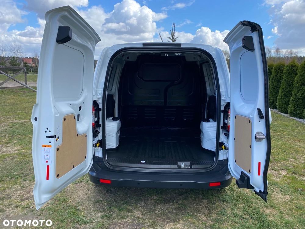 Ford TRANSIT COURIER - 35