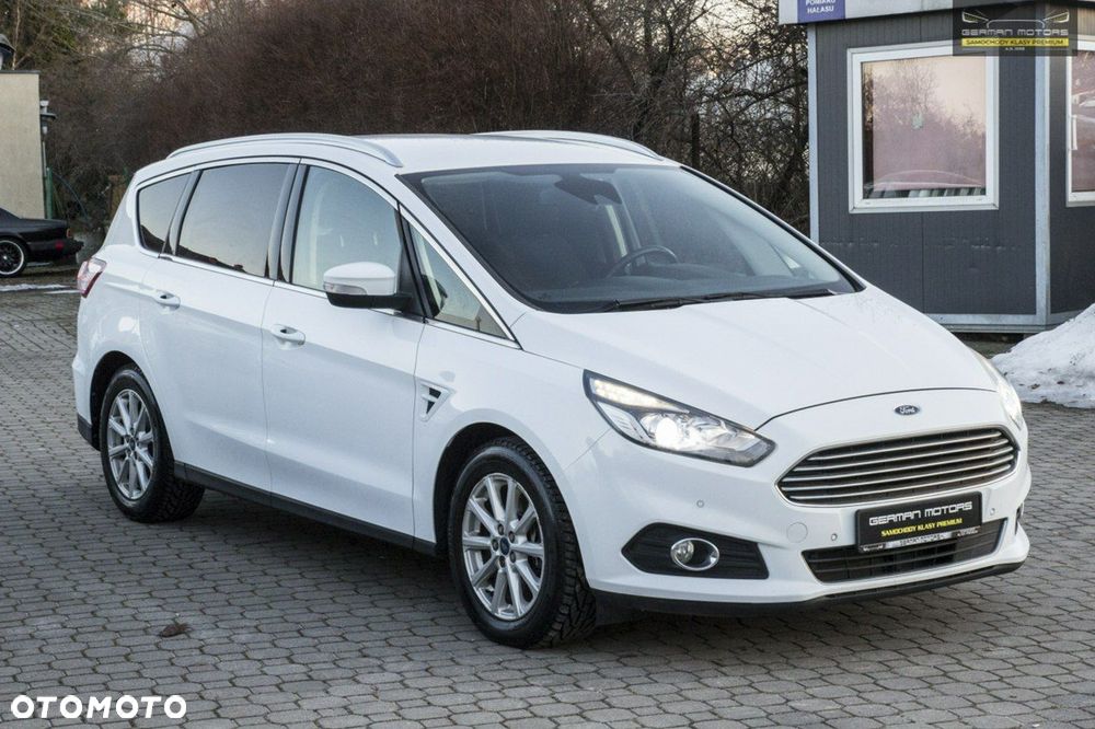 Ford S-Max - 16