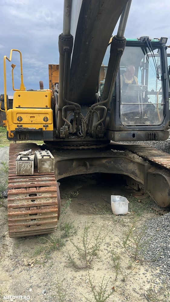 Volvo EC290CNL - 3