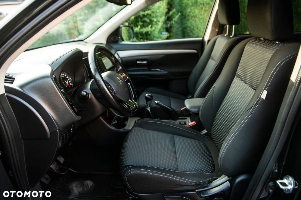 Mitsubishi Outlander 2.0 2WD Edition - 18