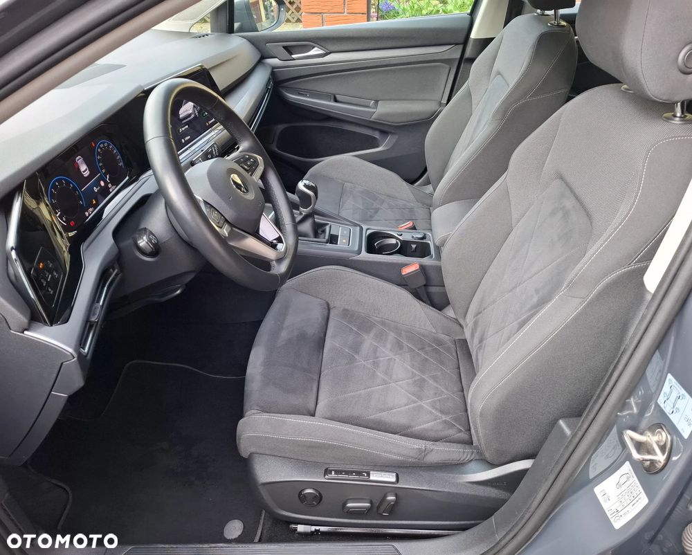 Volkswagen Golf 1.5 TSI EVO Style - 17