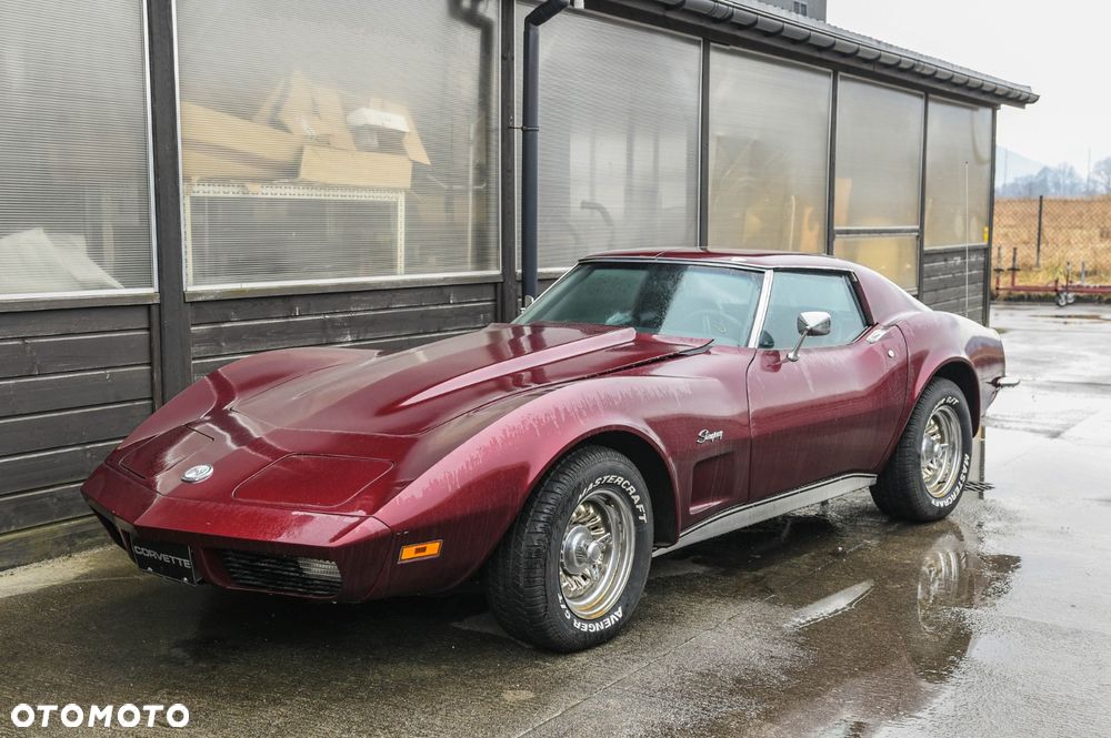 Chevrolet Corvette - 1