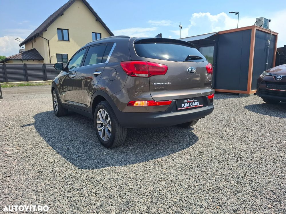 Kia Sportage 1.7 CRDI 2WD ISG Dream-Team Edition - 11