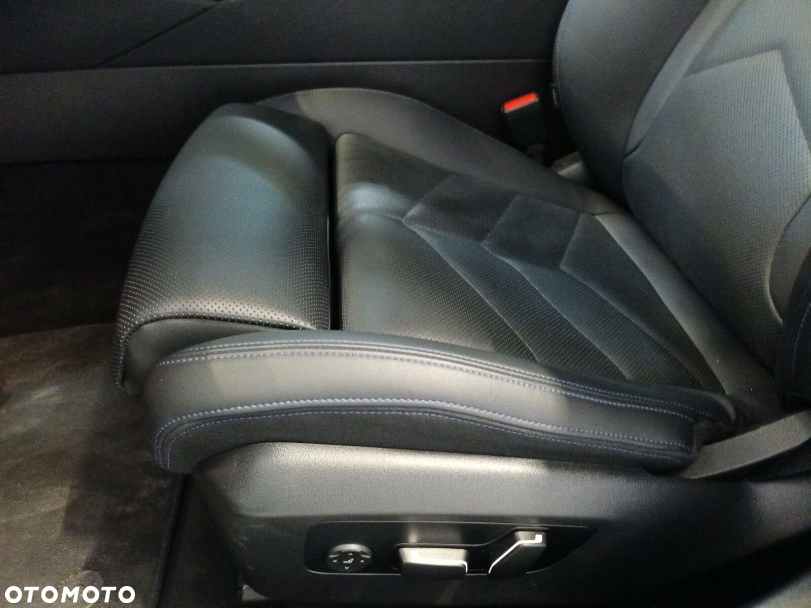 BMW i5 - 14
