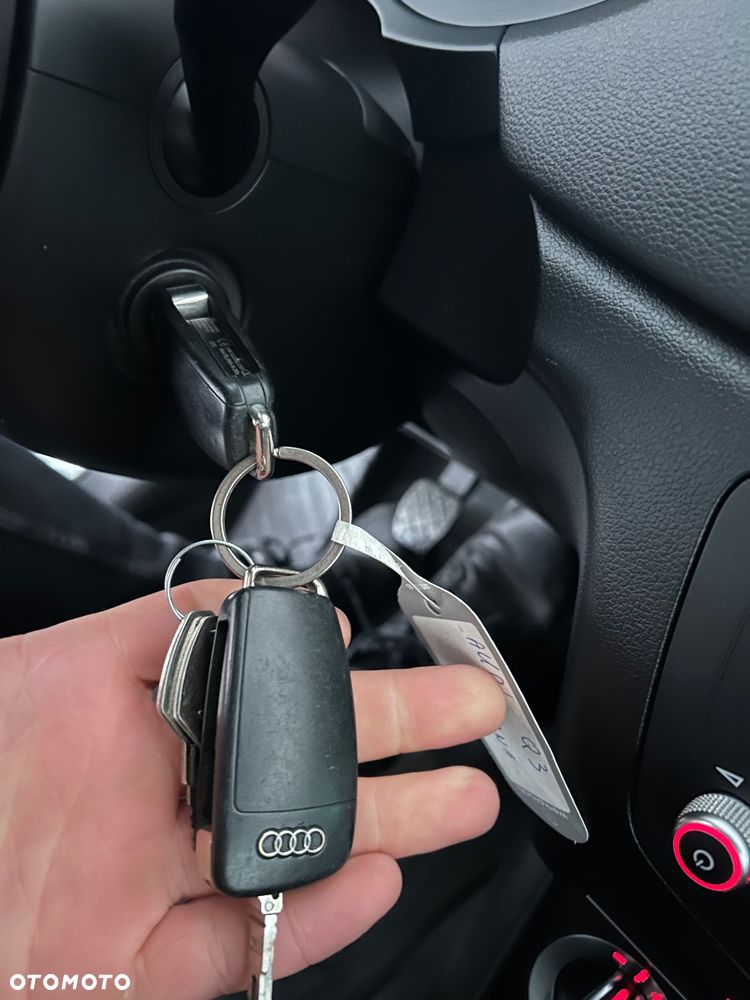 Audi Q3 2.0 TDI Design - 35