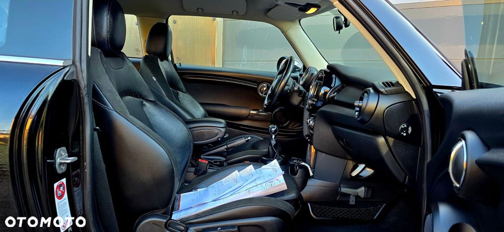 MINI Cooper D 50 Mayfair - 11