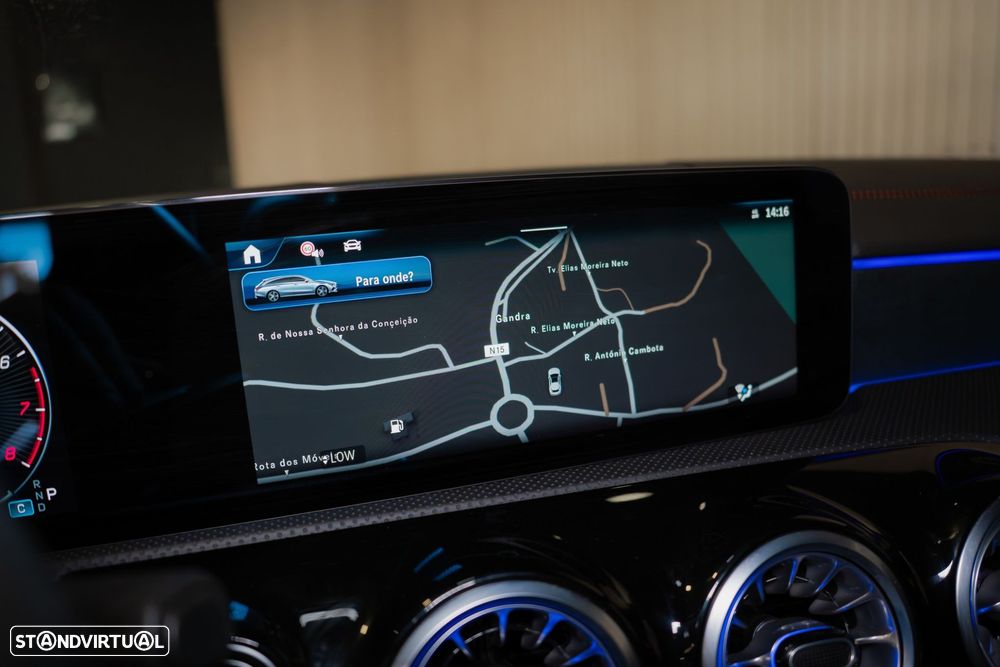 Mercedes-Benz CLA 180 7G-DCT AMG Line - 36