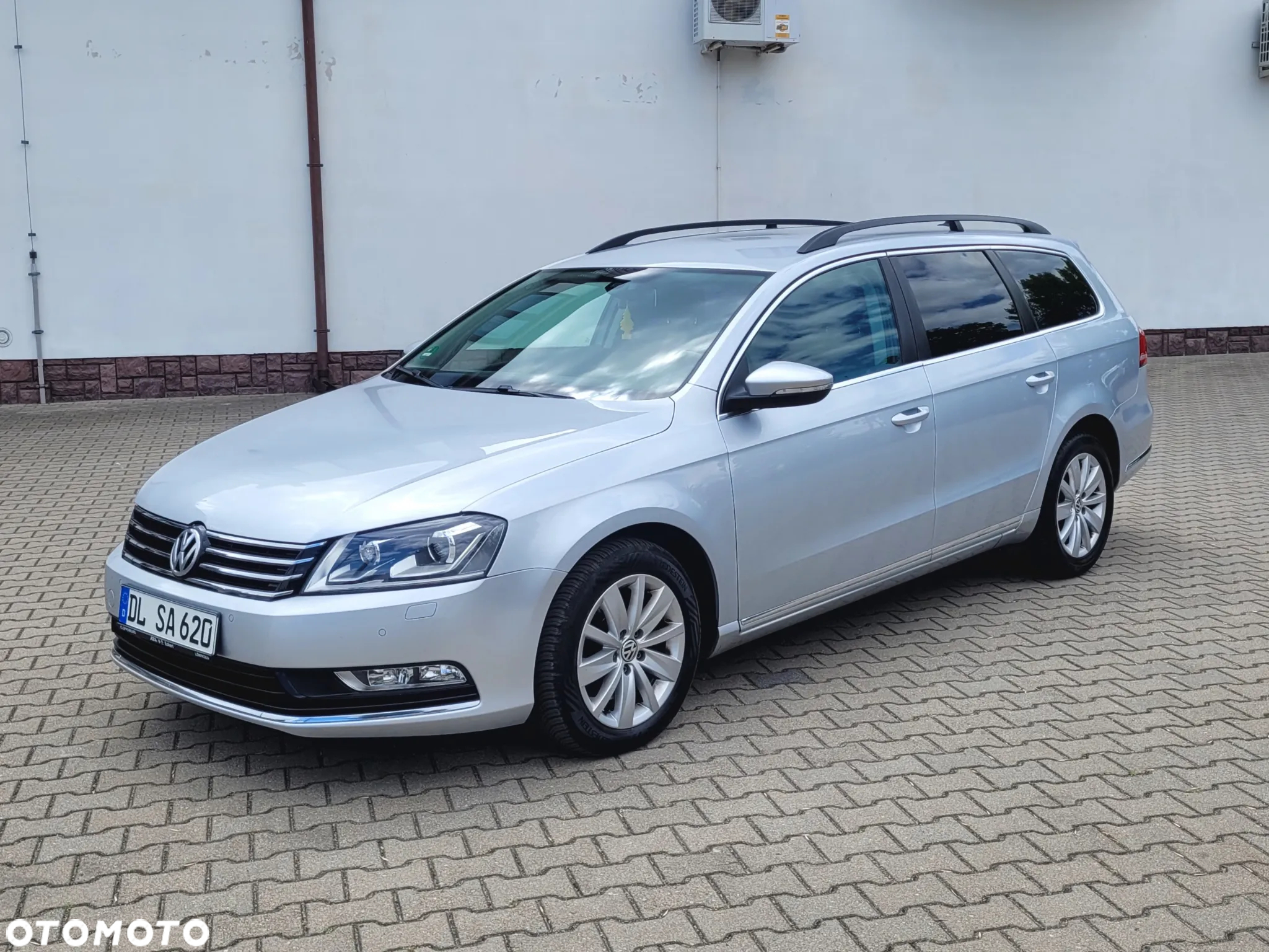 Volkswagen Passat 2.0 TDI Comfortline DSG - 4