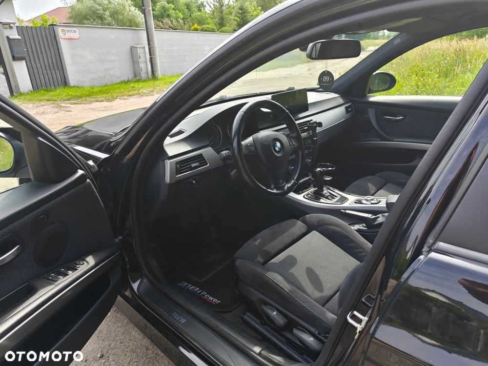 BMW Seria 3 - 16