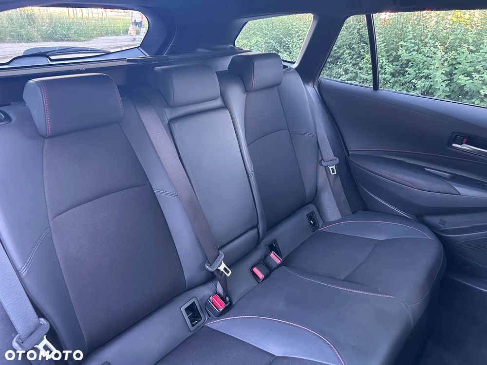 Toyota Corolla 1.8 Hybrid GR Sport - 14